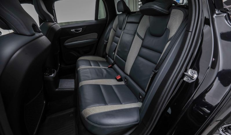 Volvo V60 T8 full