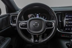 Volvo V60 T8 full