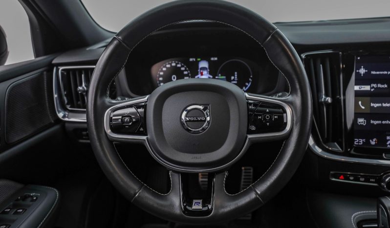 Volvo V60 T8 full