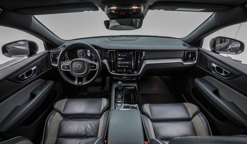 Volvo V60 T8 full