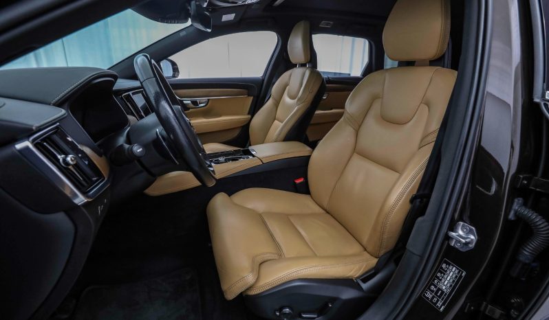 Volvo V90 T8 full