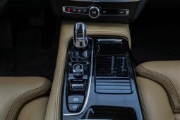 Volvo V90 T8 full