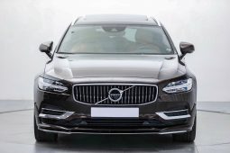 Volvo V90 T8 full