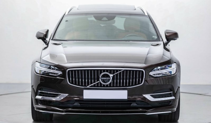 Volvo V90 T8 full