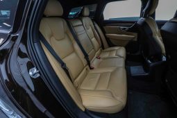 Volvo V90 T8 full