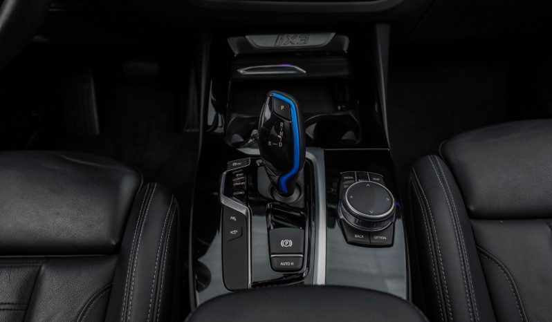 BMW iX3 full
