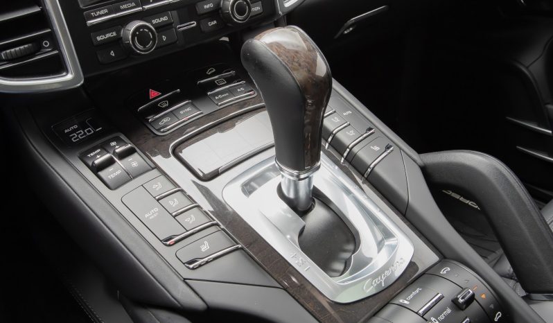 Porsche Cayenne full