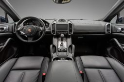 Porsche Cayenne full