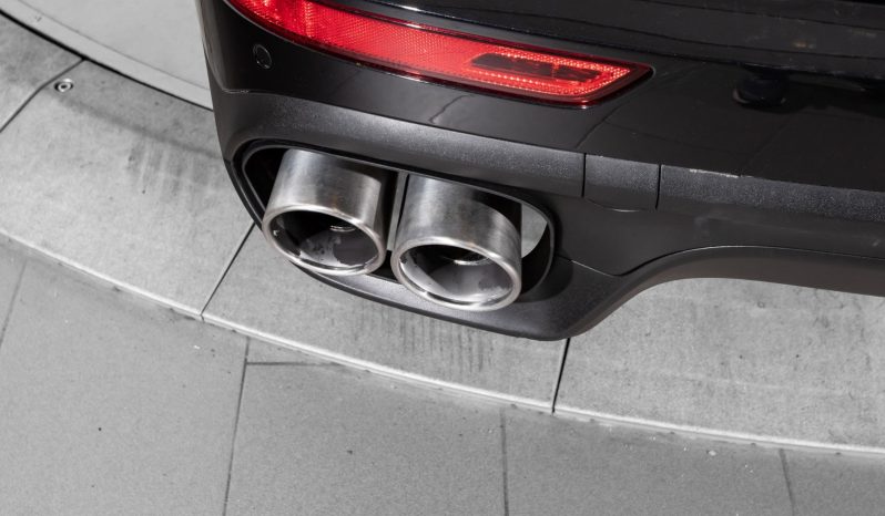 Porsche Cayenne full