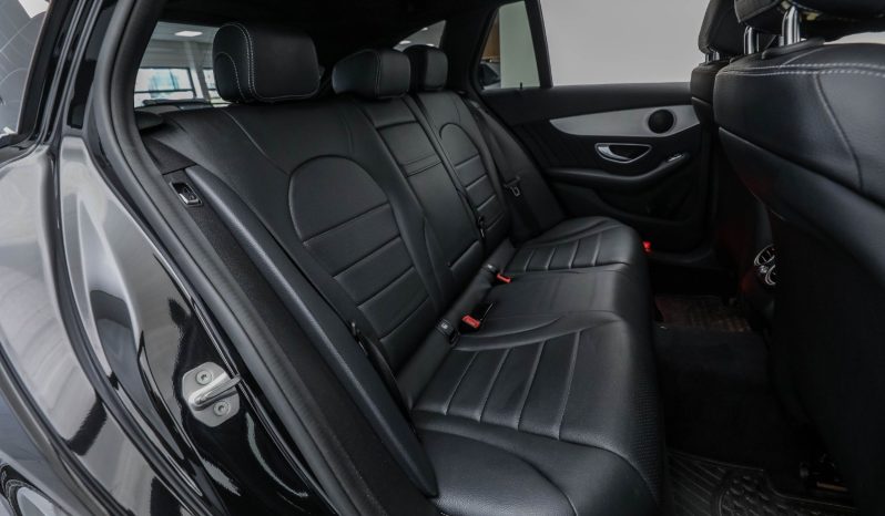 Mercedes-Benz C-Class 350e AMG full