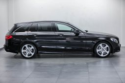 Mercedes-Benz C-Class 350e AMG full
