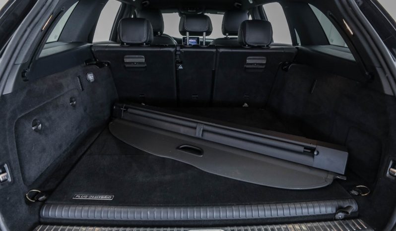 Mercedes-Benz C-Class 350e AMG full