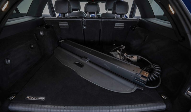 Mercedes-Benz C-Class 350e AMG full