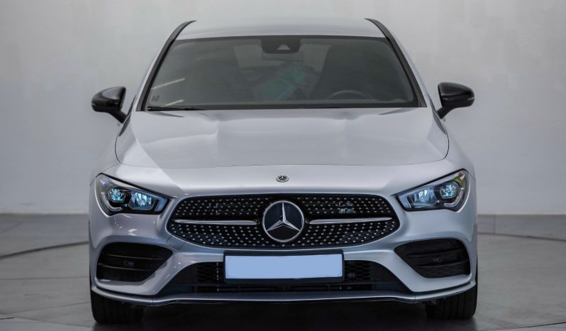Mercedes-Benz CLA 250e full