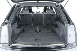 Audi SQ7 full