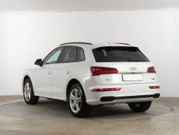 Audi Q5 full