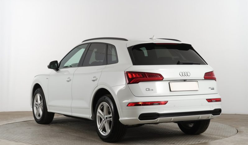 Audi Q5 full