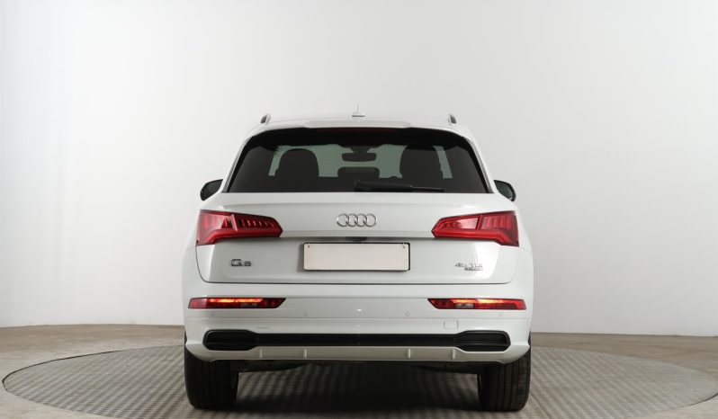 Audi Q5 full