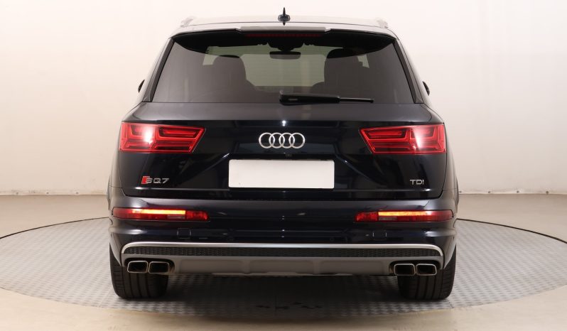 Audi SQ7 full