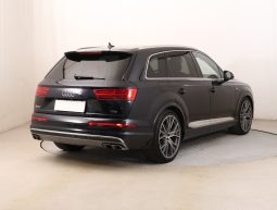 Audi SQ7 full