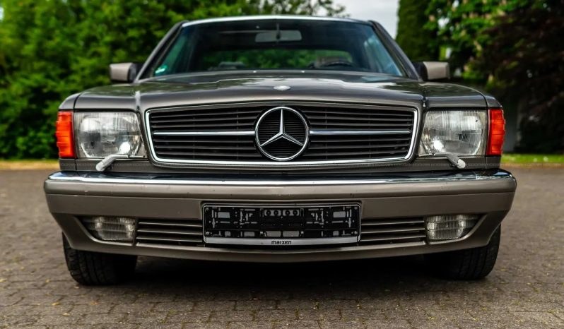 Mercedes-Benz 560 full
