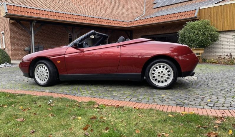 Alfa Romeo 916 full