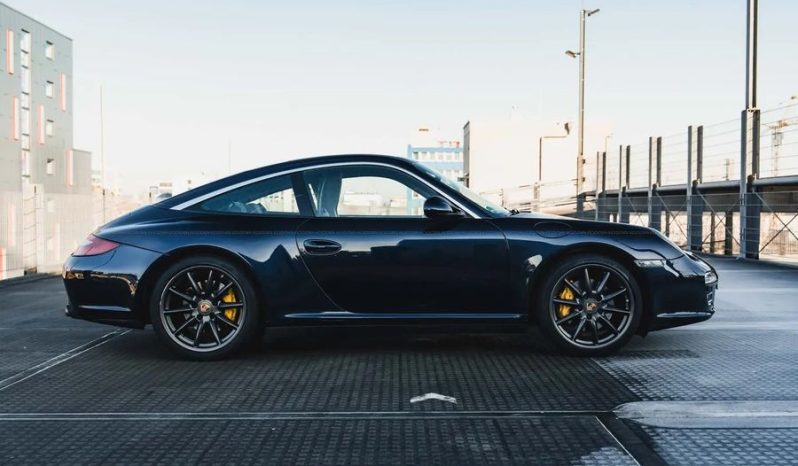 Porsche 911 997 Targa 4 full