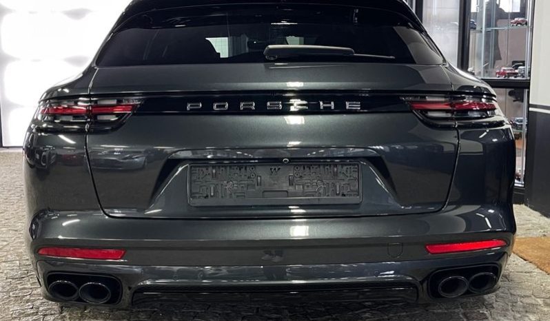 Porsche Panamera full
