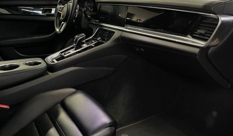 Porsche Panamera full