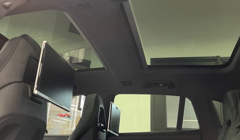 Porsche Panamera full