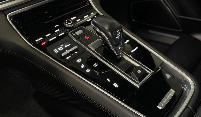 Porsche Panamera full