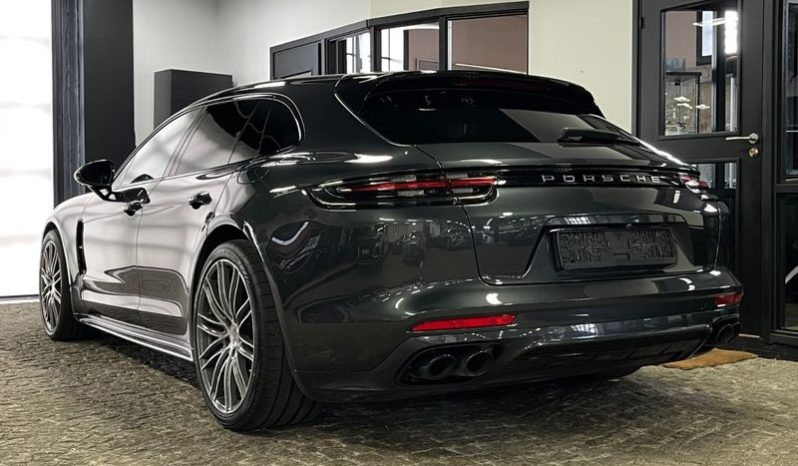 Porsche Panamera full