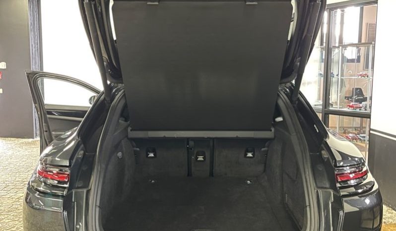 Porsche Panamera full