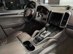 Porsche Cayenne Turbo full