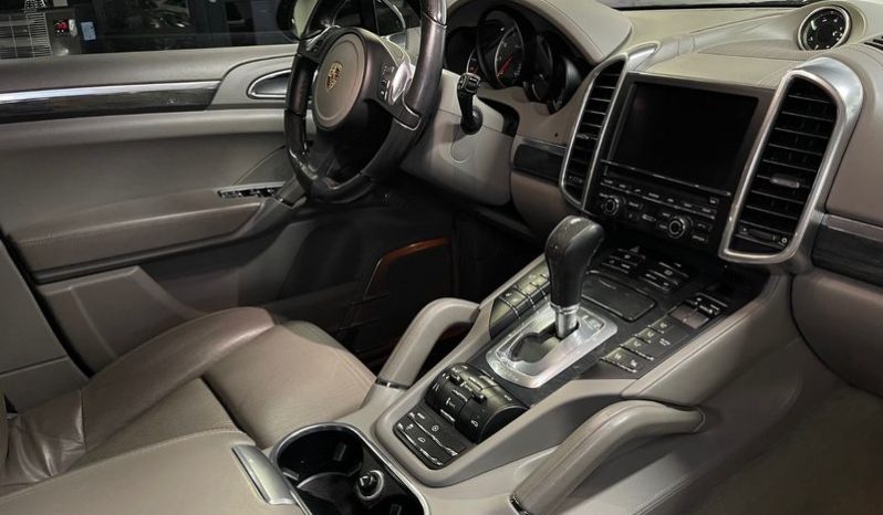 Porsche Cayenne Turbo full