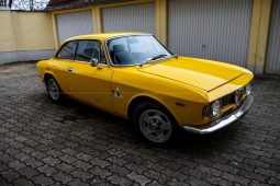 Alfa Romeo GT 1300 Junior full