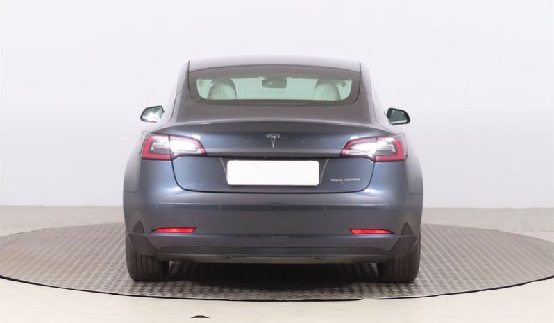 Tesla Model 3 full
