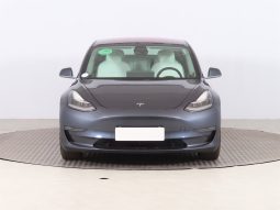 Tesla Model 3 full
