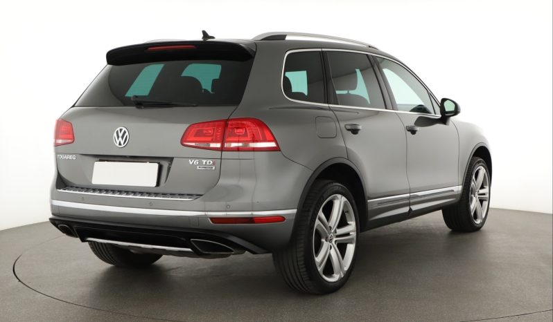 Volkswagen Touareg, 2015 full
