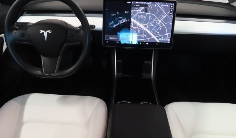 Tesla Model 3 full