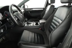 Volkswagen Touareg, 2015 full