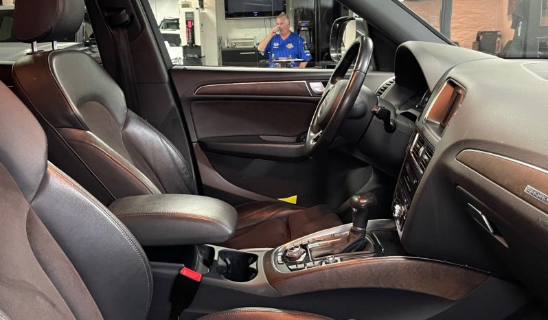 Audi Q5 2,0TDI Q, S-Line full